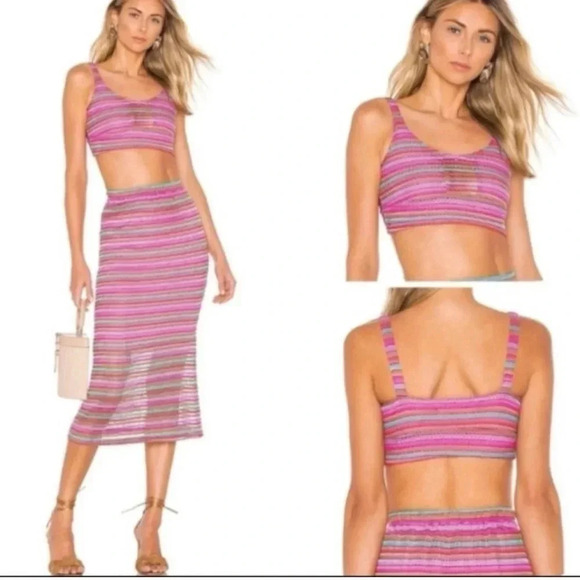 HOUSE Of Harlow x Revolve
Rainbow Crochet Quinn Boho Crop Top NEW W/Tag Size M - Picture 2 of 6